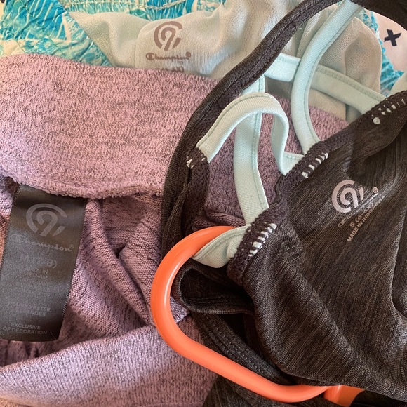 Girls Champion bundle 🖤 - Picture 11 of 11